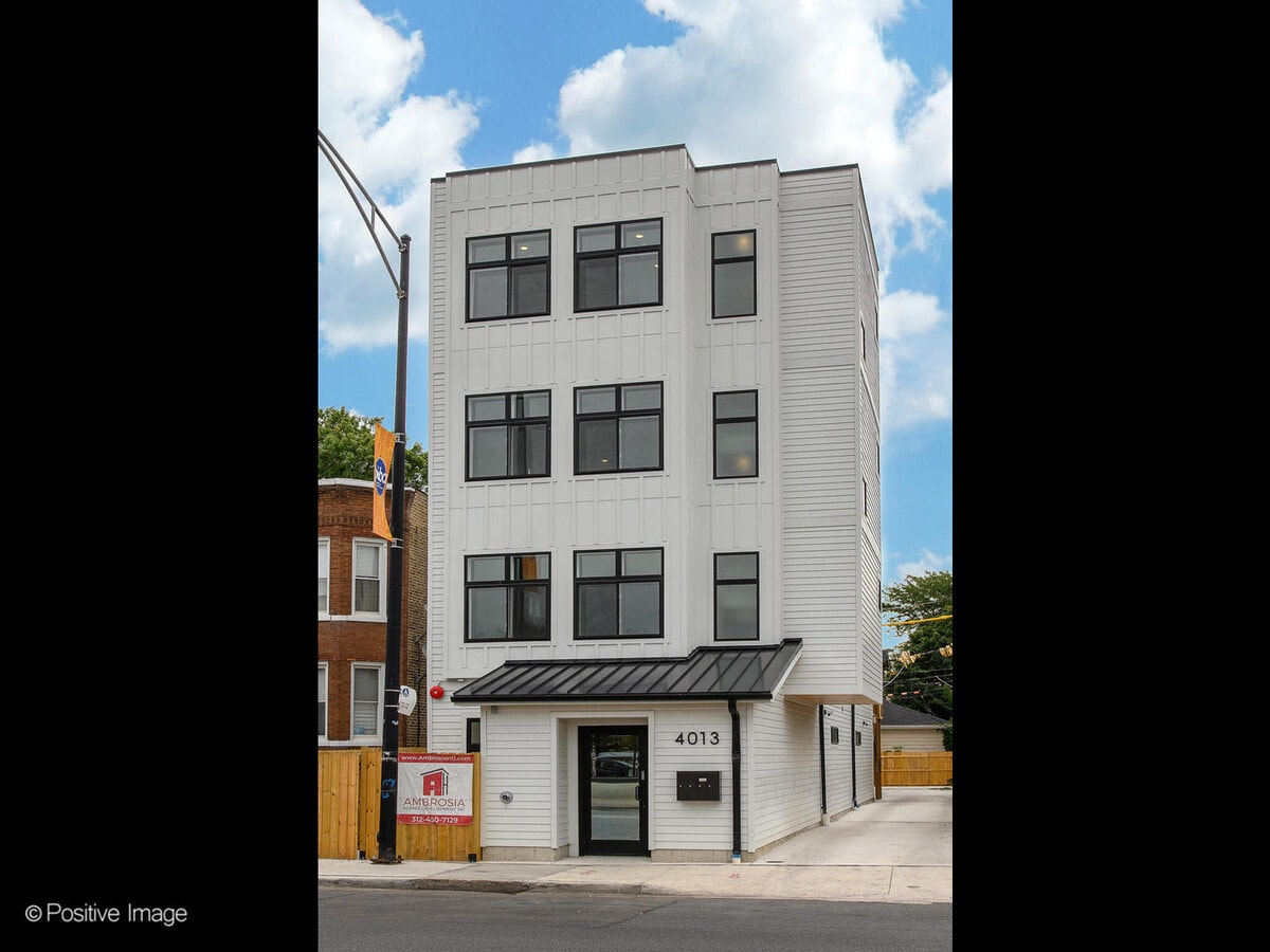 Photo - 4013 N Pulaski Rd Unit 3
