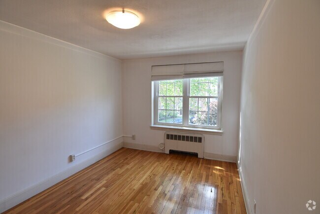Building Photo - 23 Englewood Ave Rental