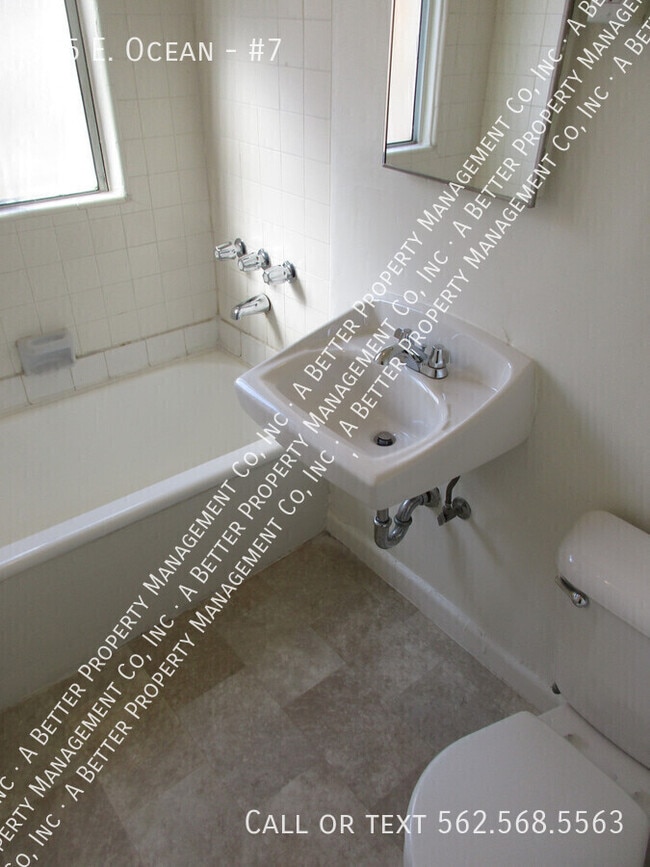 Photo - 915 E. Ocean-#7 Unidad #7