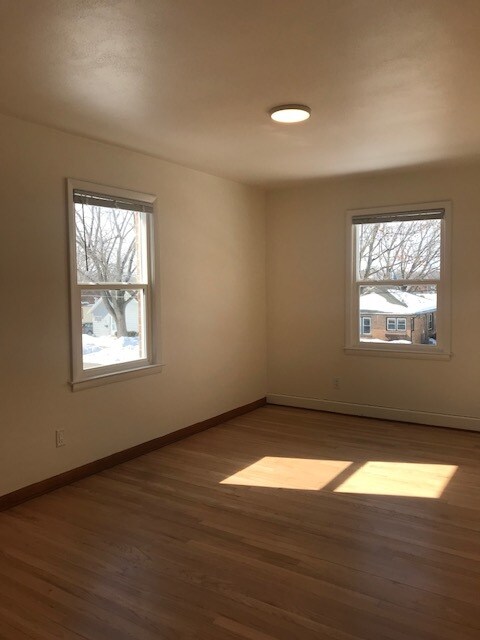 Photo - 2421 Hoard St Unidad 1