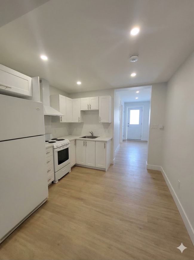 Photo - 132 Merner Ave Unit 3