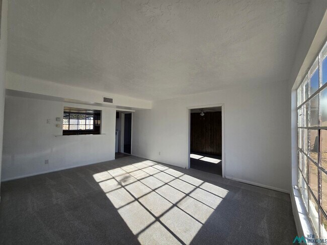Photo - 3012 Las Palomas Rd