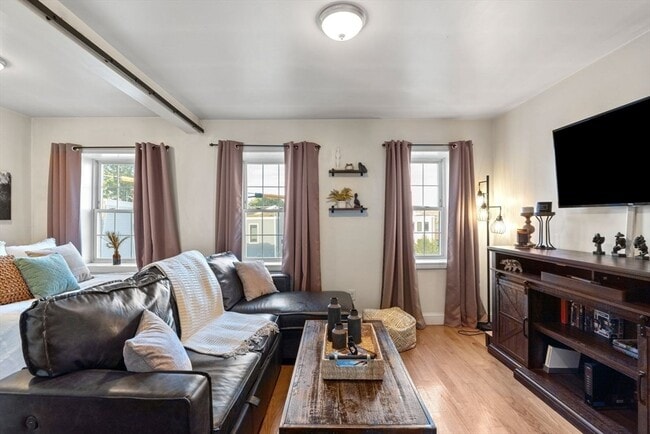 Photo - 83 Bolton St Unit 3