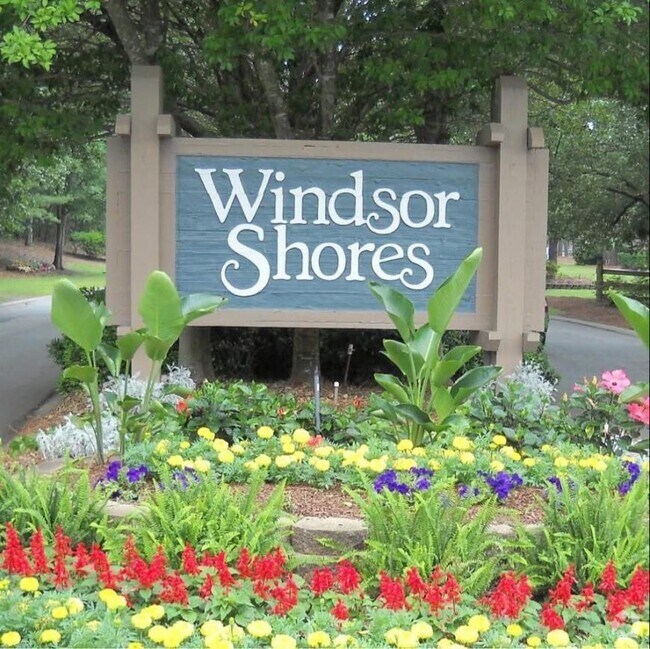 Building Photo - 2 bedroom in Columbia SC 29223 Unit Windsor Shores Apartments