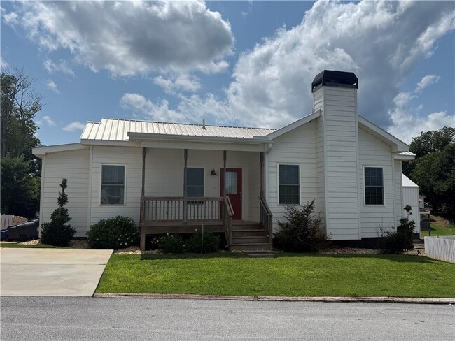 Building Photo - 618 Liberty Pk Dr