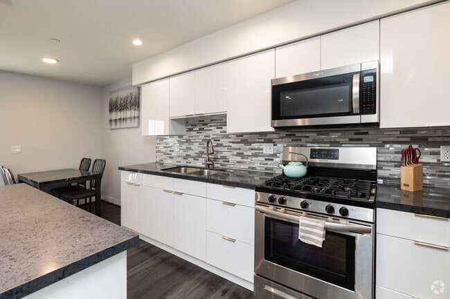 4BR, 3BA - 1,800SF- Kitchen - Full 4BR Apartments Units + Co-Living Available