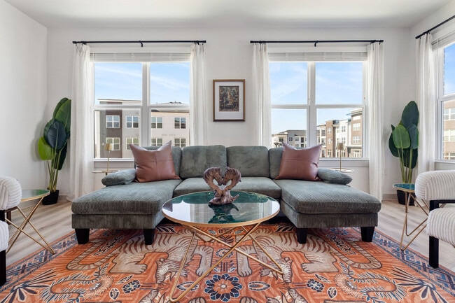 Building Photo - 1301 Leah Ave