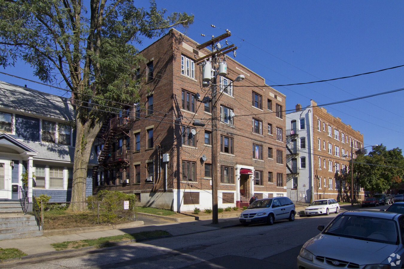 Bridgeport Gardens - Bridgeport Gardens Apartments
