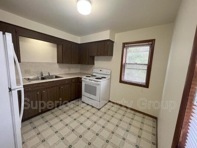 Photo - 210 W Mill St Unit 4