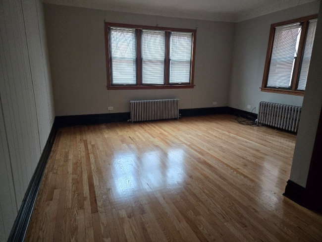 Photo - 6319 S Central Ave Unit 1