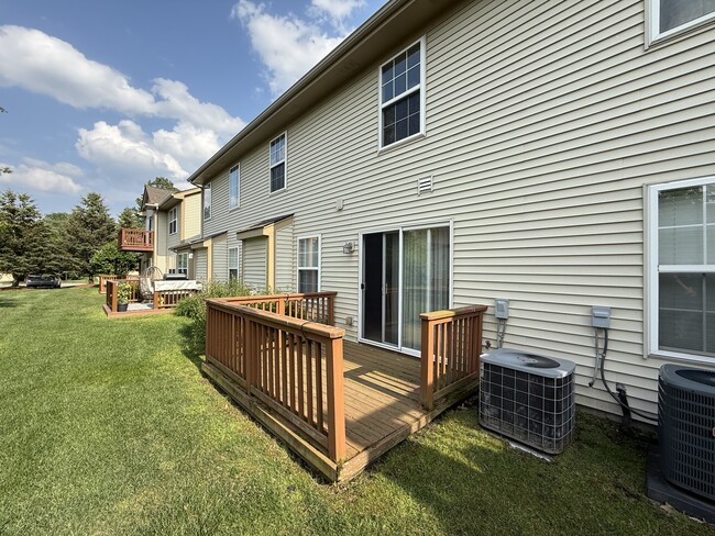 Photo - 163 S Vista Townhome