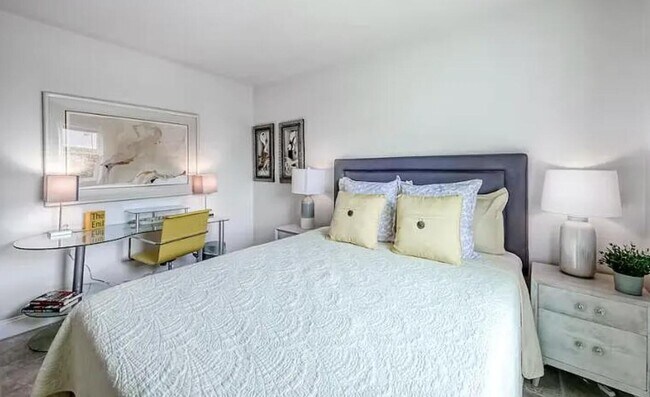 Photo - 3625 S Olive Ave