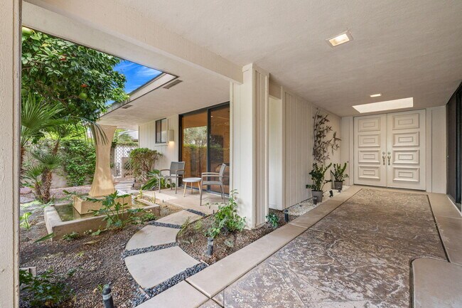 24 Columbia Dr