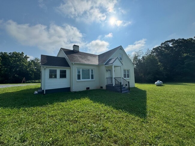 Updated Home, Gladys, VA - Updated  Home, Gladys, VA