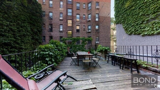 Building Photo - 3 bedroom in Manhattan NY 10003 Unit 3 Rental