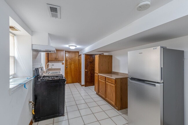 Photo - 7408 W Addison St