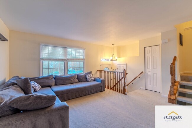 Photo - 1016 Arborwood Pl