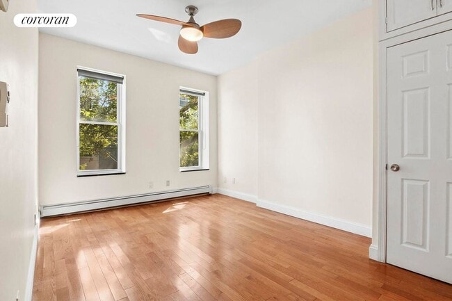 Building Photo - 5-13-13 50th Ave Rental