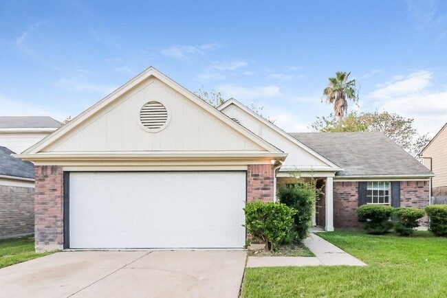 Building Photo - 1602 Clear Valley Dr Rental