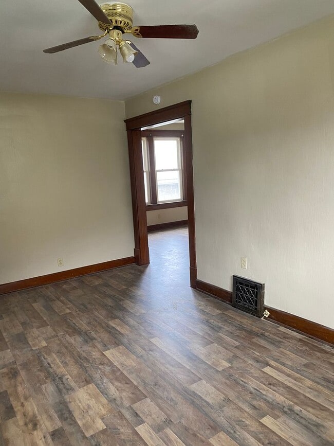 Photo - 1st Floor 1 Bedroom Unit 1007 Huey St #1