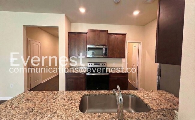 Photo - 6288 Rainbow Row