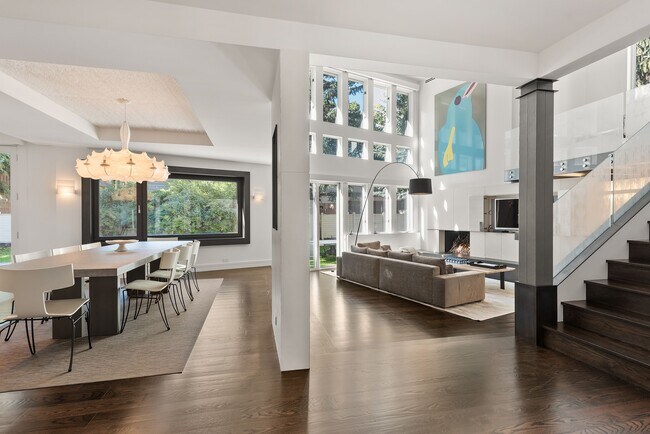 Photo - 517 W North St