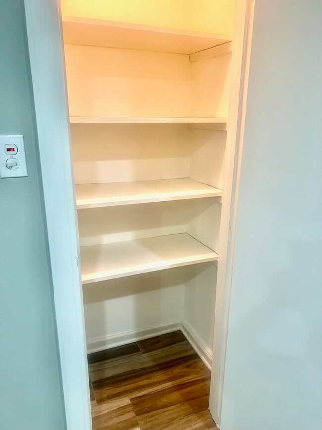 Photo - 919 Saddle Rock Dr