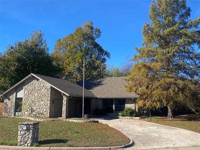 Building Photo - 1809 Paisley Ct Rental