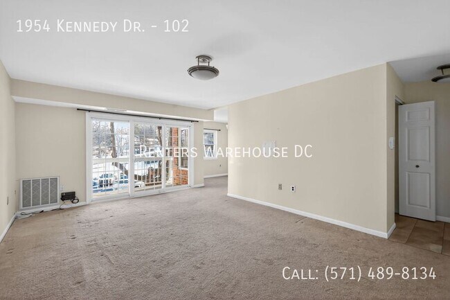 Photo - 1954 Kennedy Dr