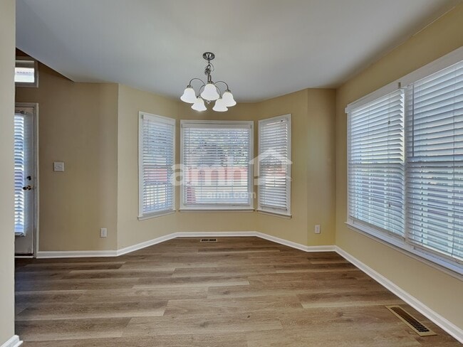 Photo - 1 Rosebank Ct