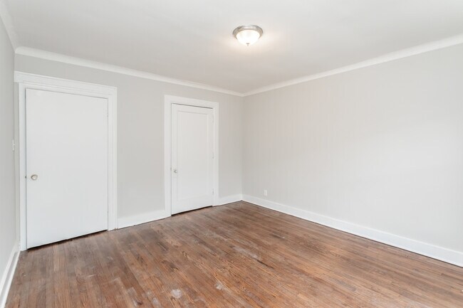 Photo - 6949 S Paxton Ave Condo Unit 3E