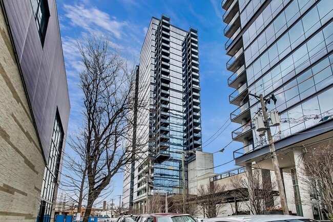Photo - 860 W Blackhawk St Condo Unit 507