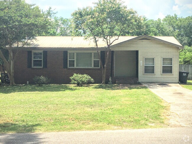 Building Photo - 124 Vann Cir Rental