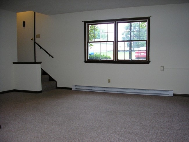 Grove Manor Apartments