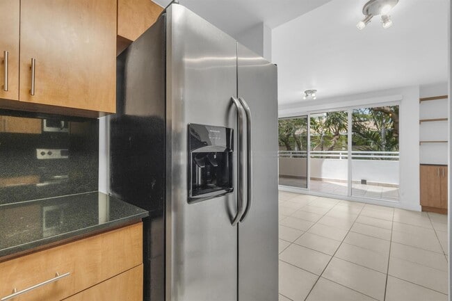 Photo - 2100 Brickell Ave Unit 305