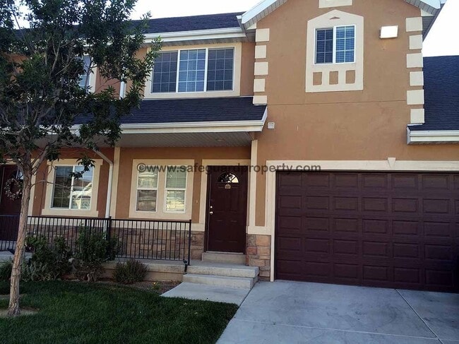 Building Photo - Spacious 3-Bedroom Townhome in Gated Draper Community