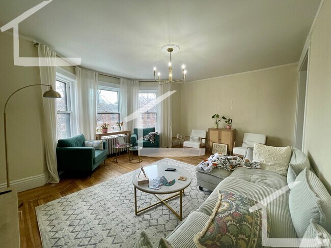 Building Photo - 9/1 Oversized 5BR near BU, Longwood, Kenmo... Rental