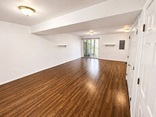 Photo - 6726 Emmanuel Ct