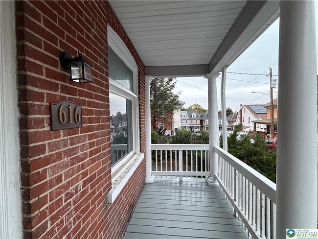 Photo - 616 Christian St