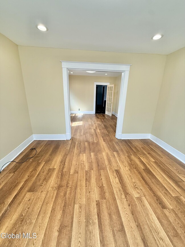 Photo - 1120 Pleasant St Unit 1