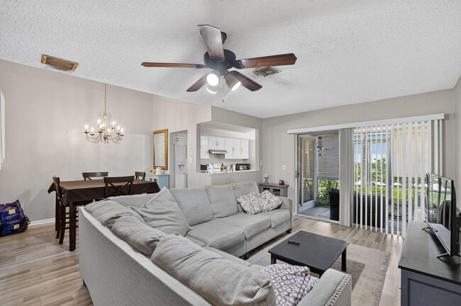 5314 Sapphire Valley