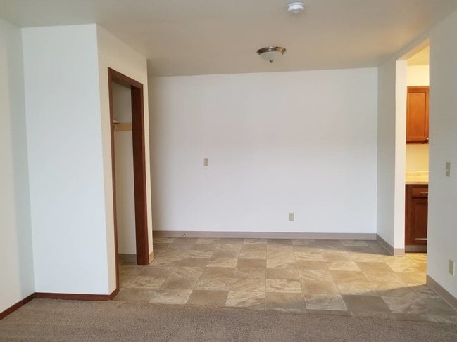 853 Eastern Ave. (8 Unit)