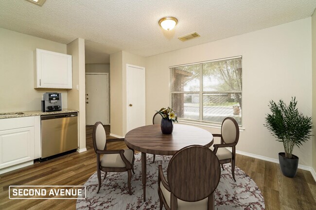 Photo - 9410 Fulwood Trail