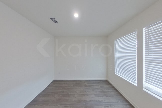 Photo - 174 Price Ml Trl