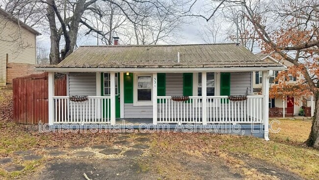 Building Photo - 331 Ridge St