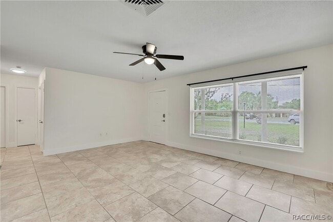 Photo - 1019 E Turner Camp Rd