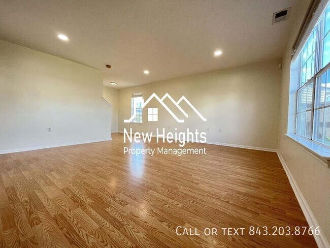 Photo - 146 Patriot Ln