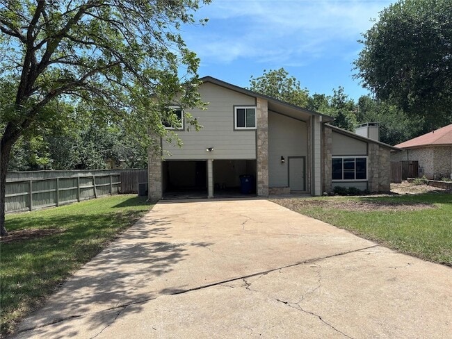 Photo - 6605 Danwood Dr House