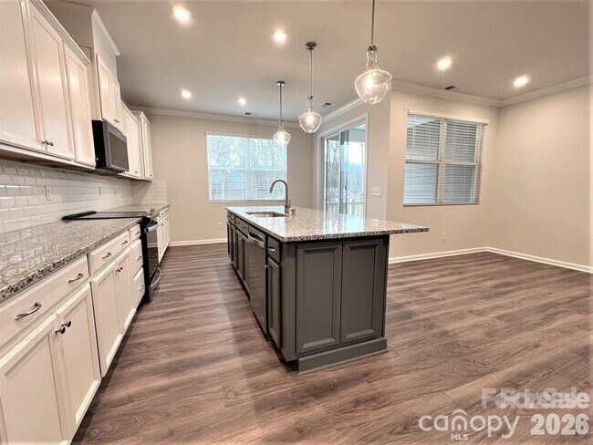 Photo - 16628 Summers Walk Blvd