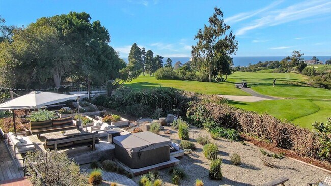 Photo - 1402 W Muirlands Dr